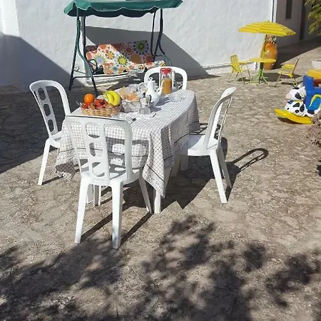 Trullo Amicizia Αλμπερομπέλο