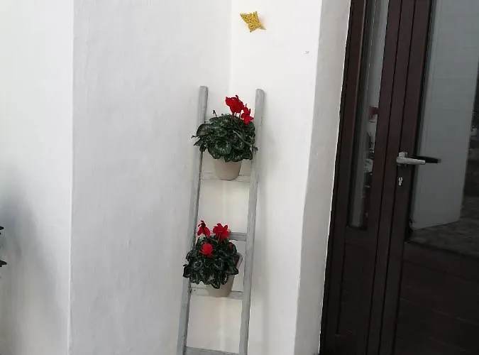 Trullo Amicizia Альберобелло