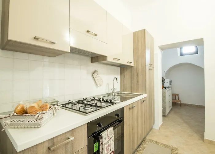 Trullo Amicizia Альберобелло