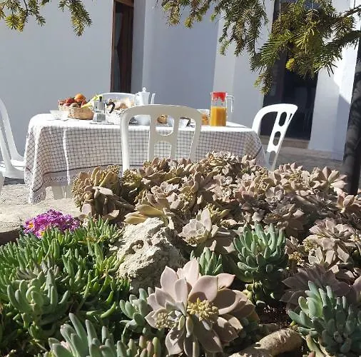 Trullo Amicizia Альберобелло